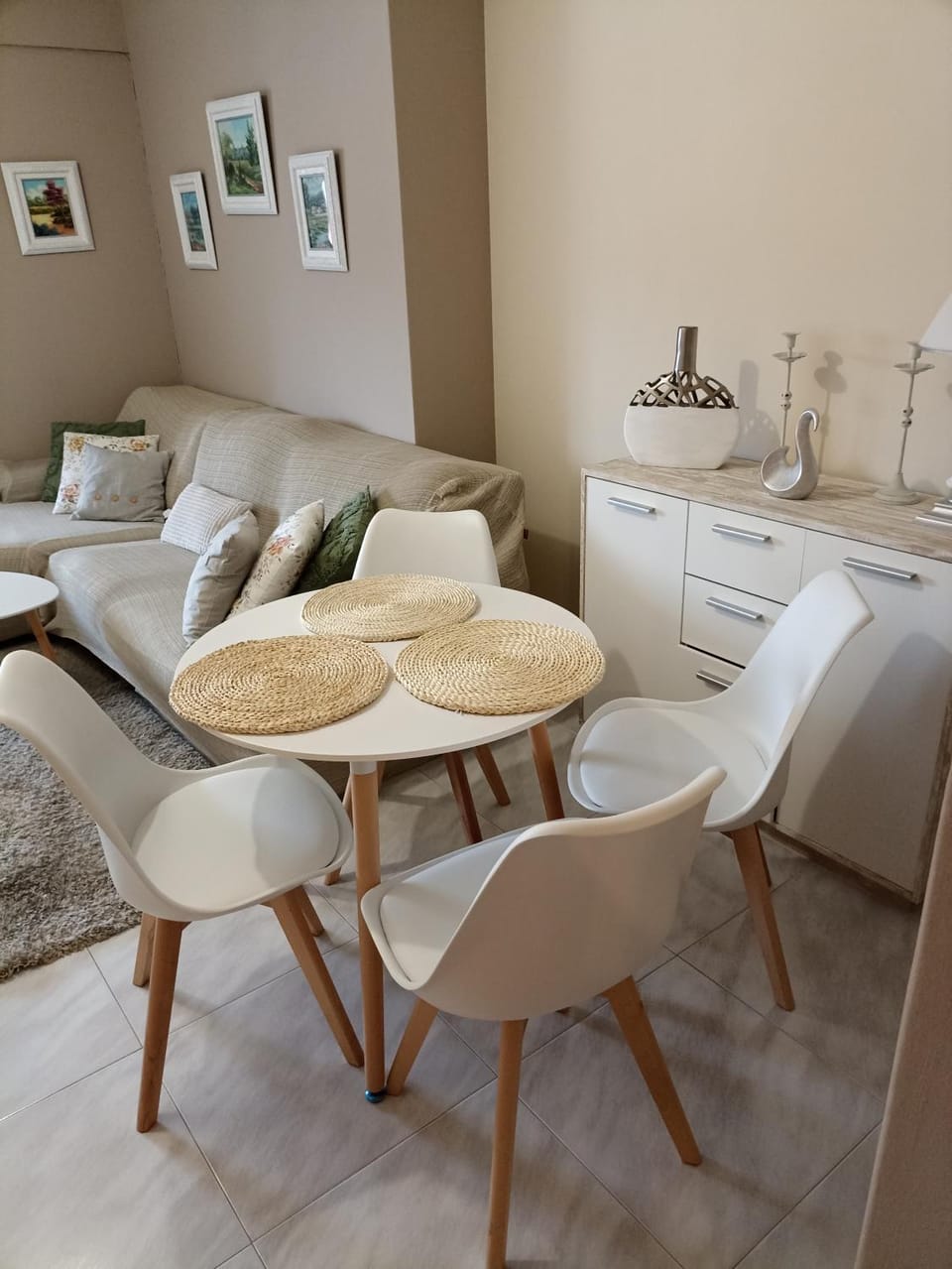 Communal lounge/ TV room, Living room, Dining area, storage