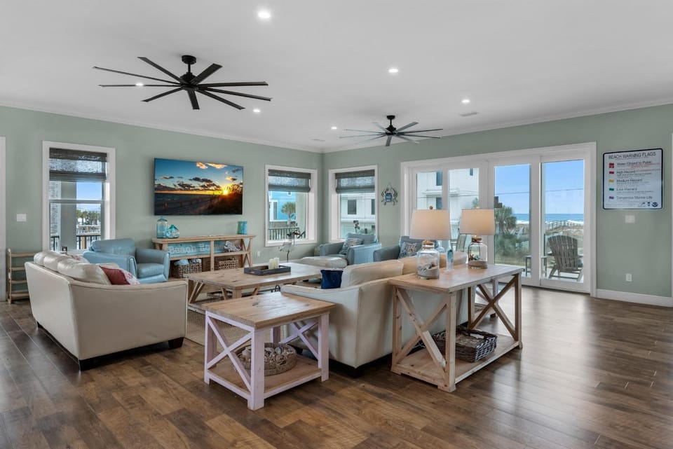 Emerald Oasis House in Pensacola Beach