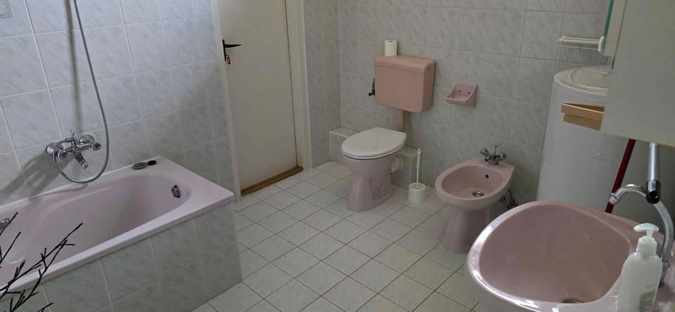 Toilet, Bathroom
