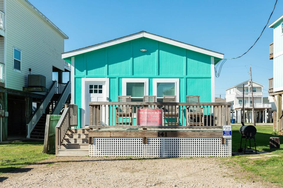 Easy Beach Access Steps to Sand House in Surfside Beach