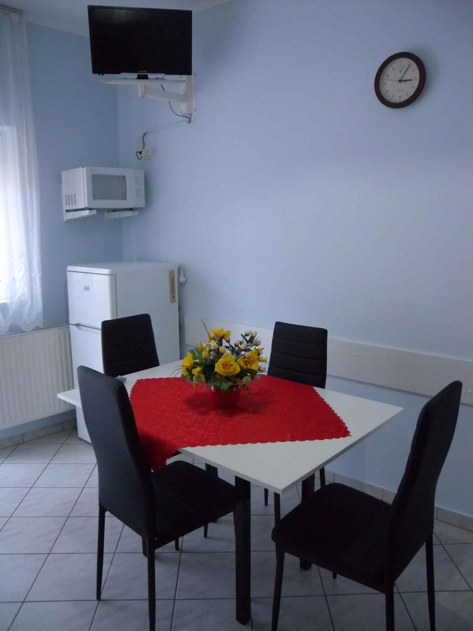 TV and multimedia, Dining area, microwave