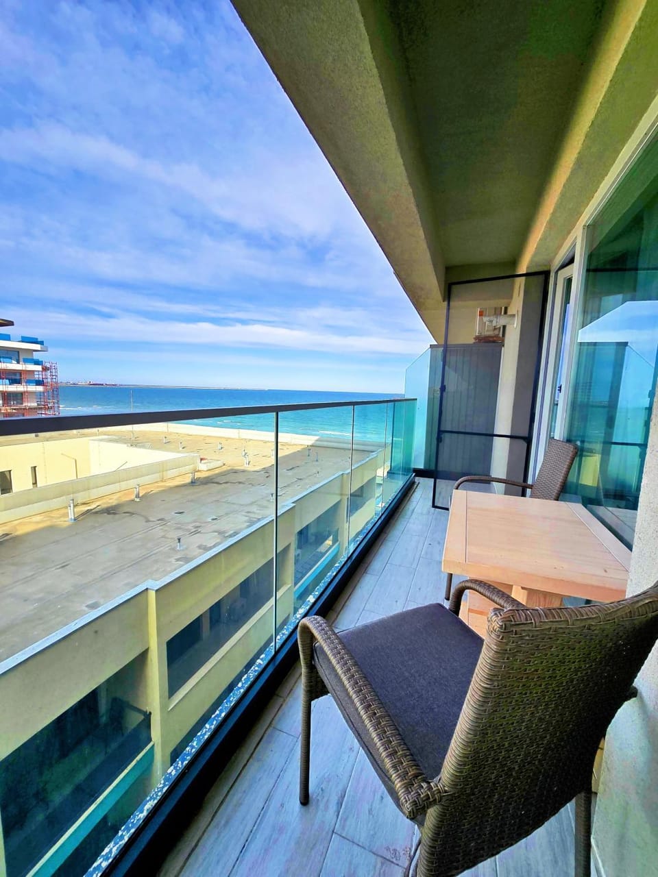 Best View Studio-Endless Summer Mamaia Nord Apartaments Apartment in Constanța County