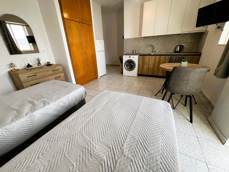 Bed, Photo of the whole room, Bedroom, wardrobe