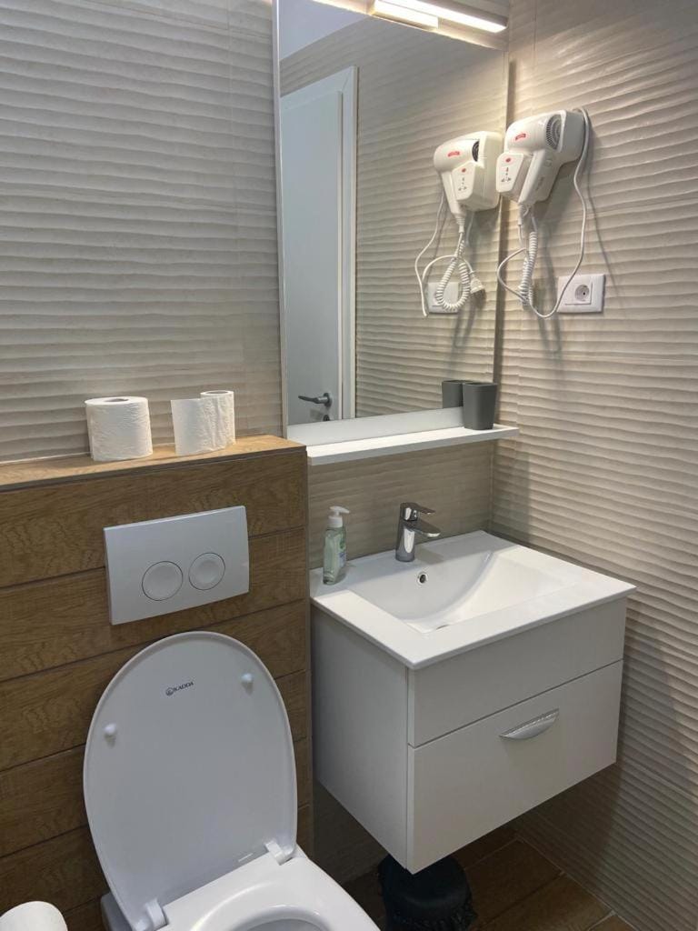 Breeze Studio-Endless Summer Mamaia Nord Apartaments Apartment in Constanța County