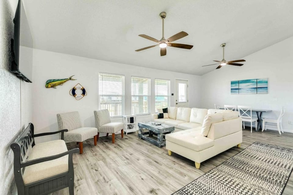 Minutes to Surfside Beach House in Surfside Beach
