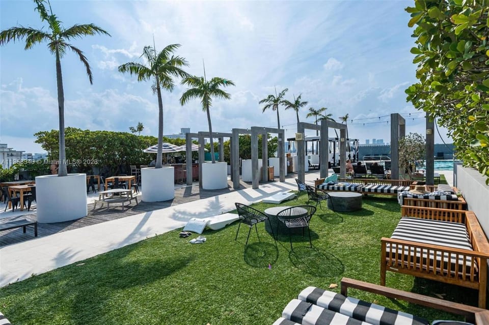 Suites at Boulan South Beach Apartment in South Beach Miami