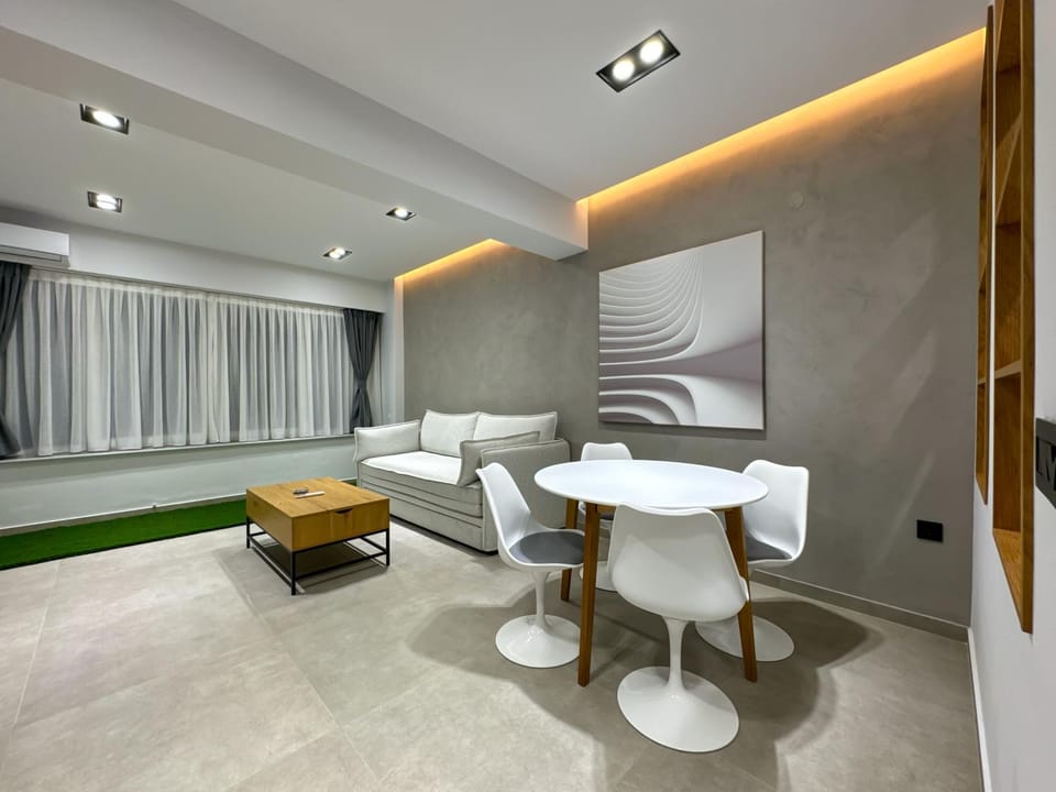 Living room, Dining area