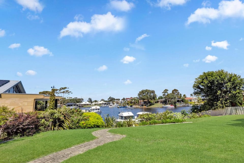 Sheerwater Jetty House in Victoria