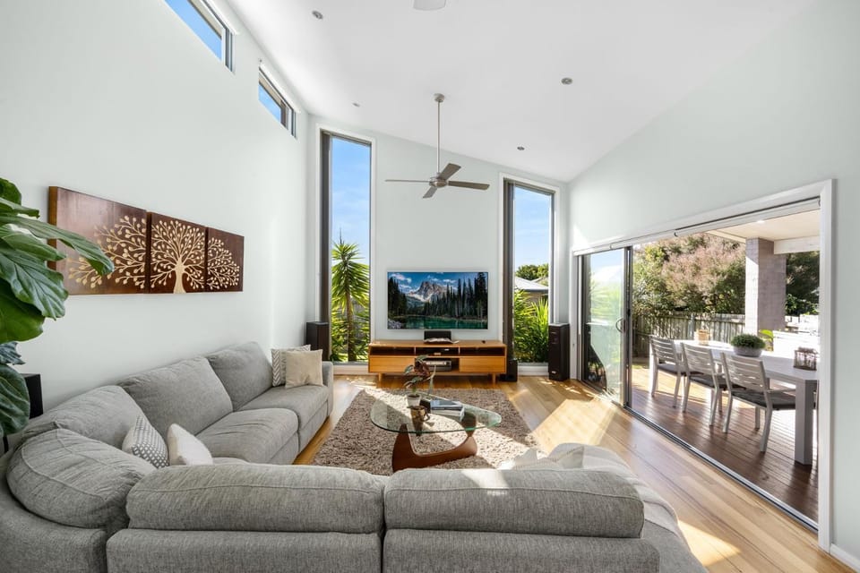 Jervis Bay Sanctuary by Experience Jervis Bay House in Vincentia