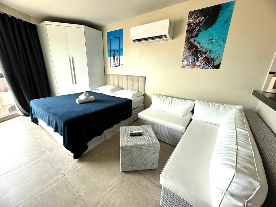 Apartamento com 2 quartos até 7 Pessoas- Orla da Praia Grande Apartment in State of Rio de Janeiro