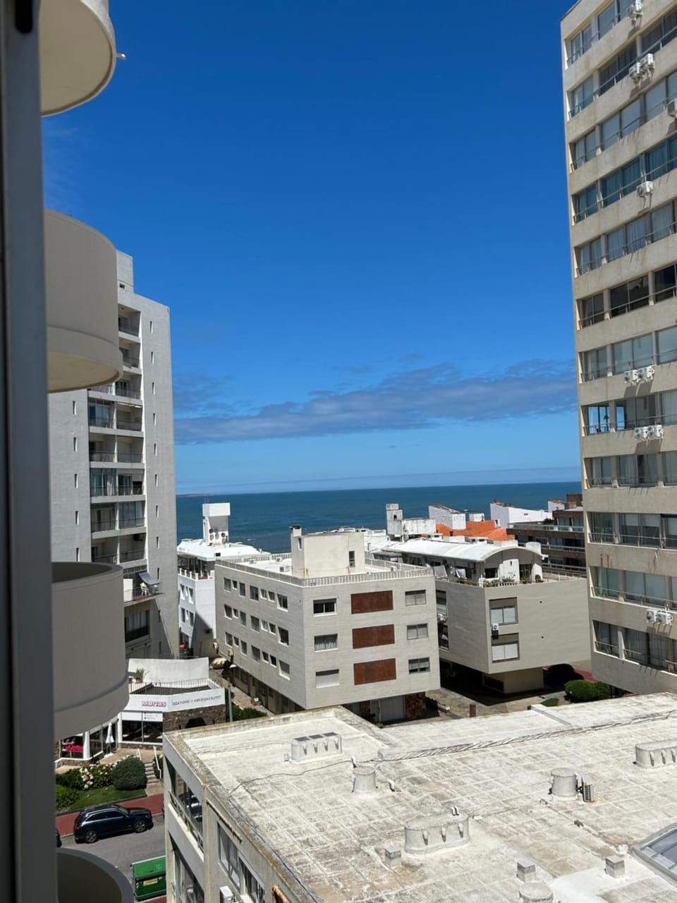 Apartamento a pasos de todo. Apartment in Punta del Este