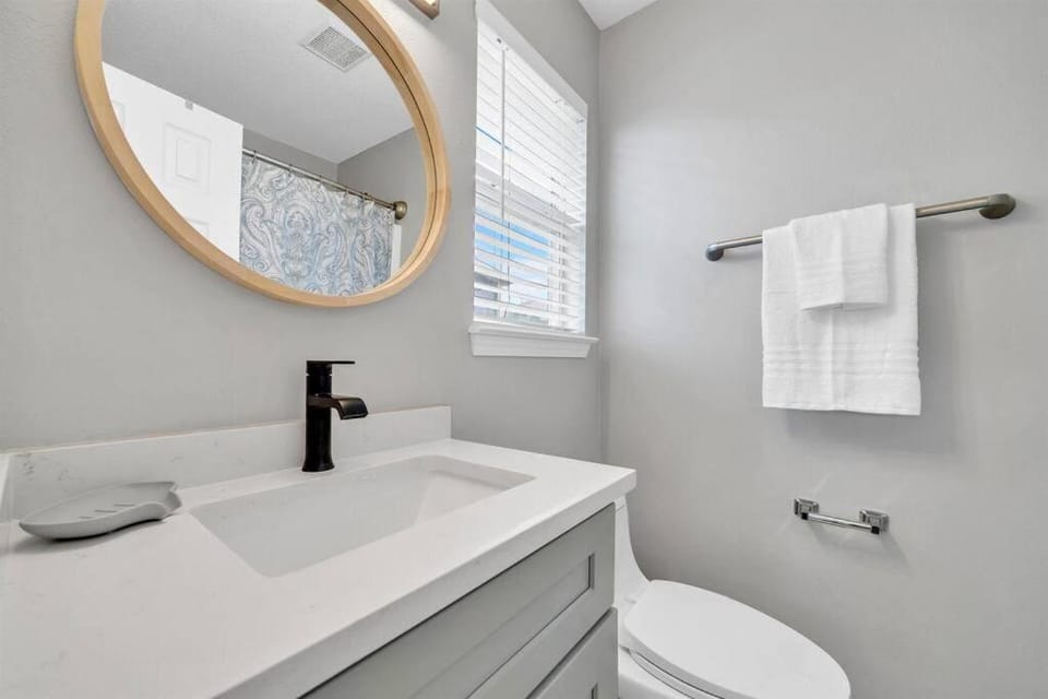 New Listing! Prime Location in Blue Mountain Beach House in South Walton County