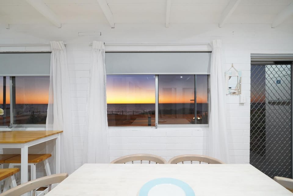 View (from property/room), Lounge or bar, Beach, Sunset