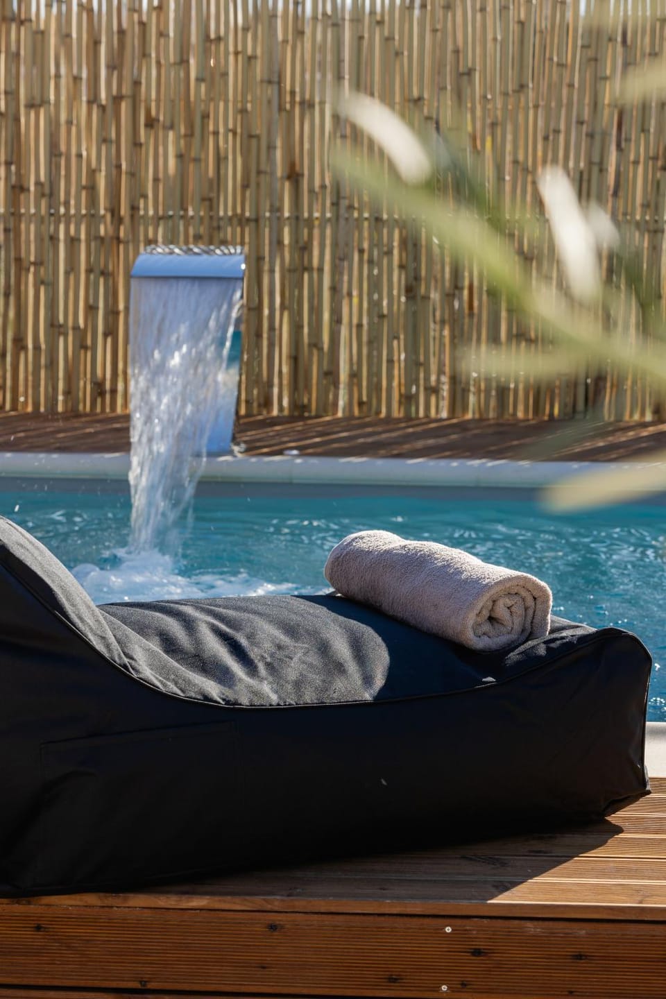 Day, Natural landscape, Pool view, Swimming pool, sunbed, towels