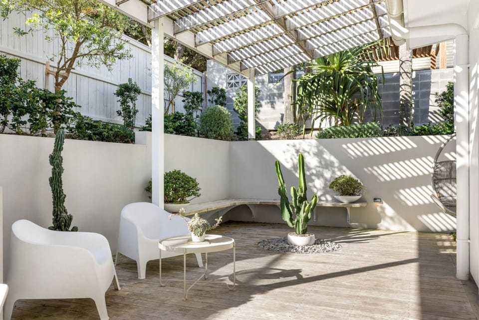 Patio, Seating area