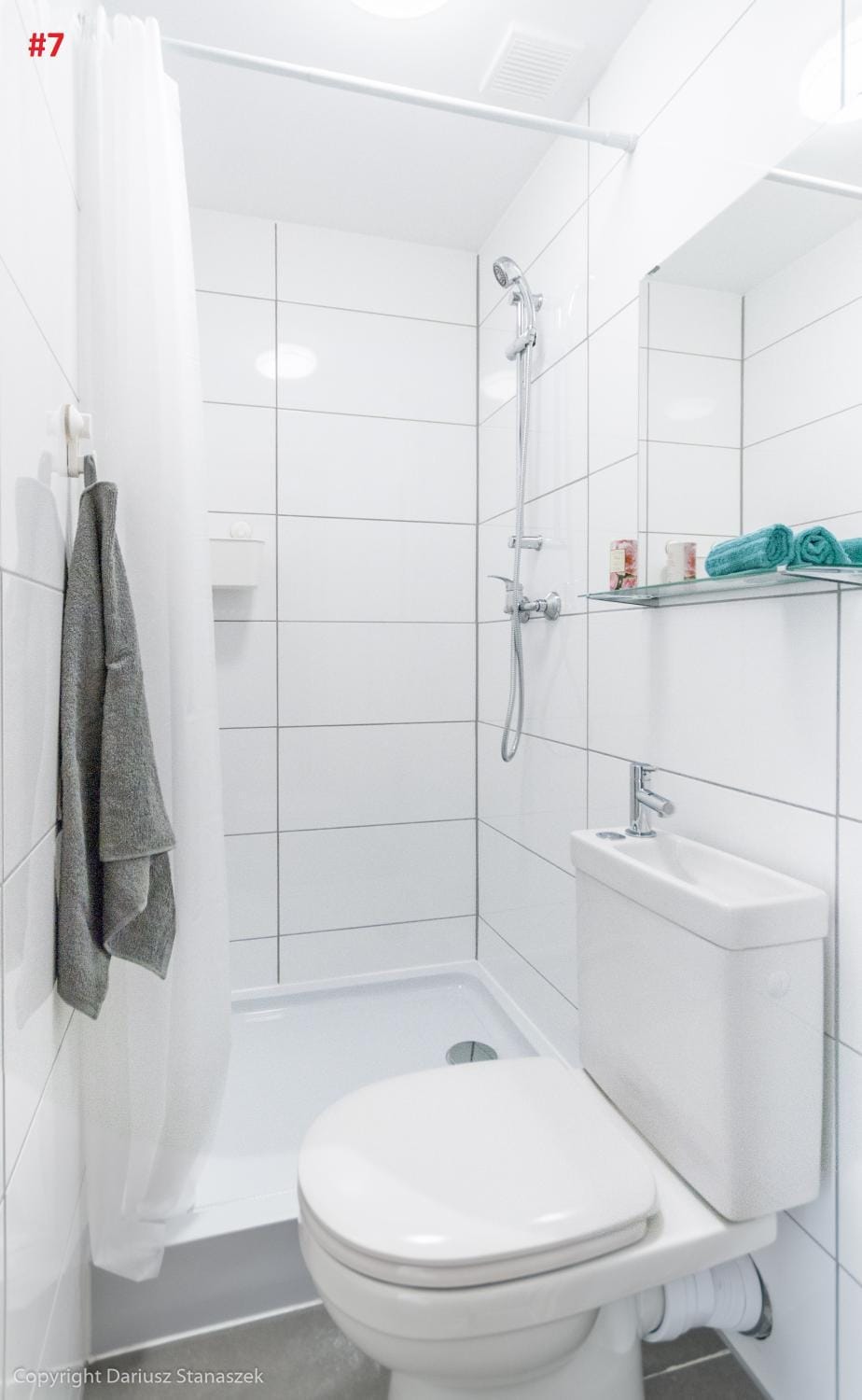 Shower, Toilet, Bathroom, towels