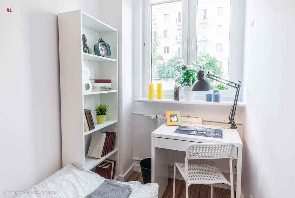 Kitchen or kitchenette, Dining area, Bedroom