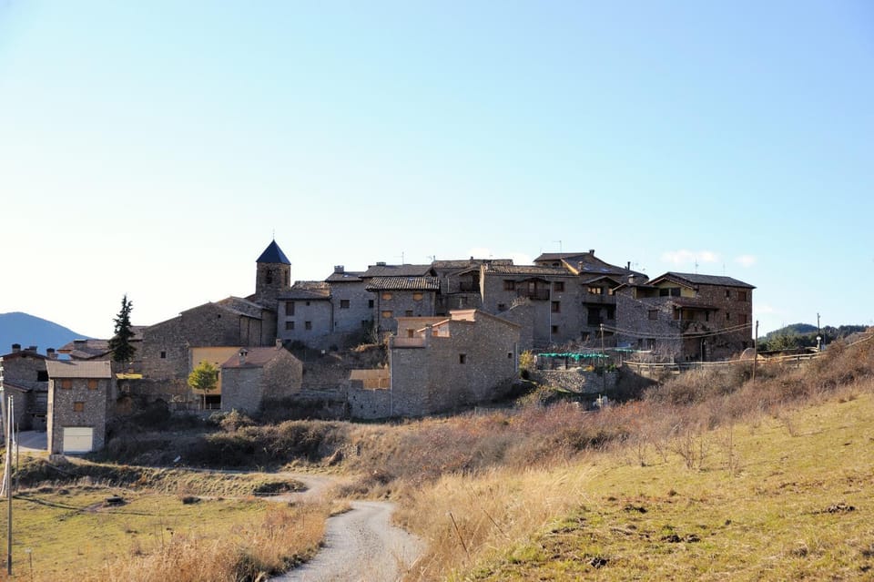 Nearby landmark, Natural landscape