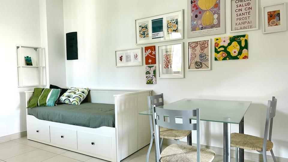 M375 - Marcelli, bilocale con giardino in residence con piscina Apartment in Marche