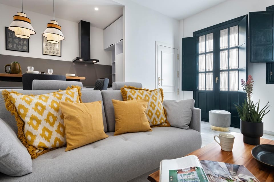 Kitchen or kitchenette, Living room, Seating area