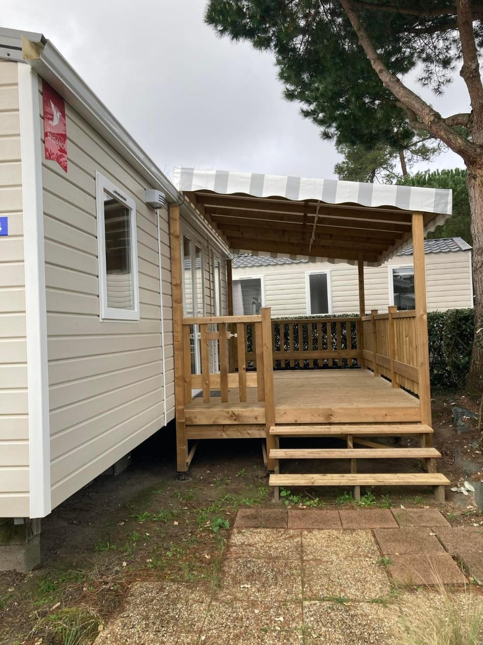 Mobil-home 4 places climatisé dans camping 4* Campground/ 
RV Resort in Nouvelle-Aquitaine