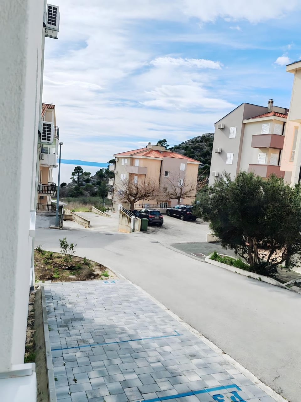 Neighbourhood, Natural landscape