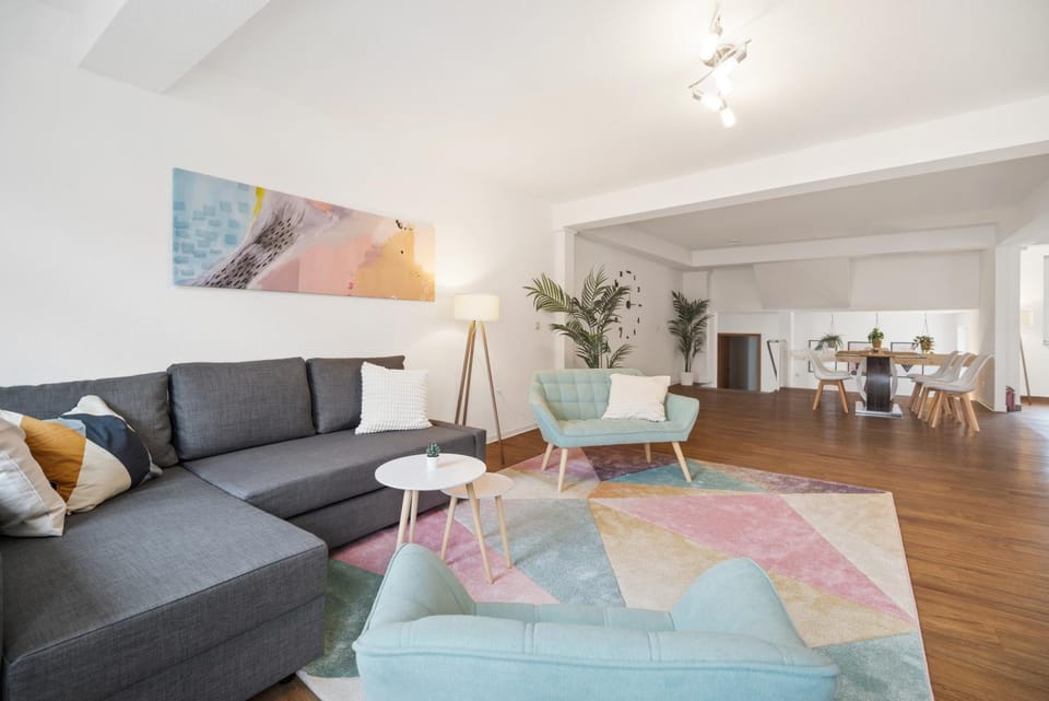 Living room, Seating area, Dining area