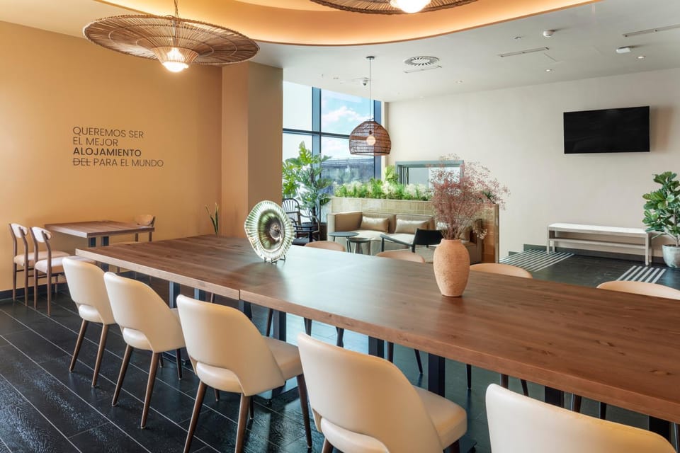 Communal lounge/ TV room, Seating area