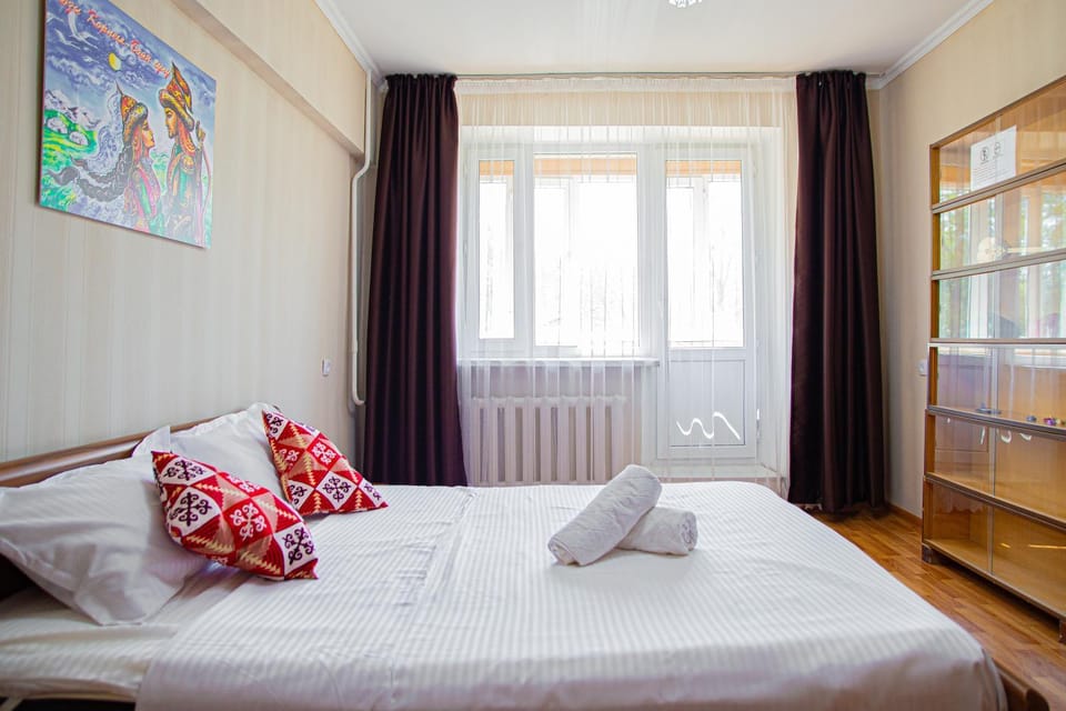 2-к квартира у Цирка, Стадиона и Ботанического сада "Stay Abai" Apartment in Almaty