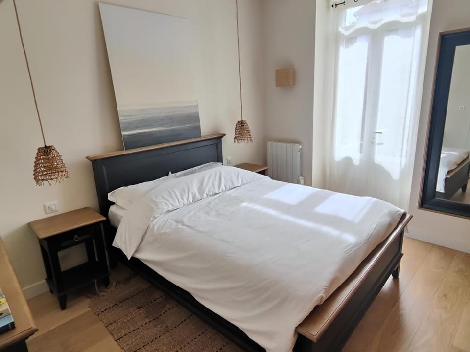 Bed, Bedroom, storage, wardrobe