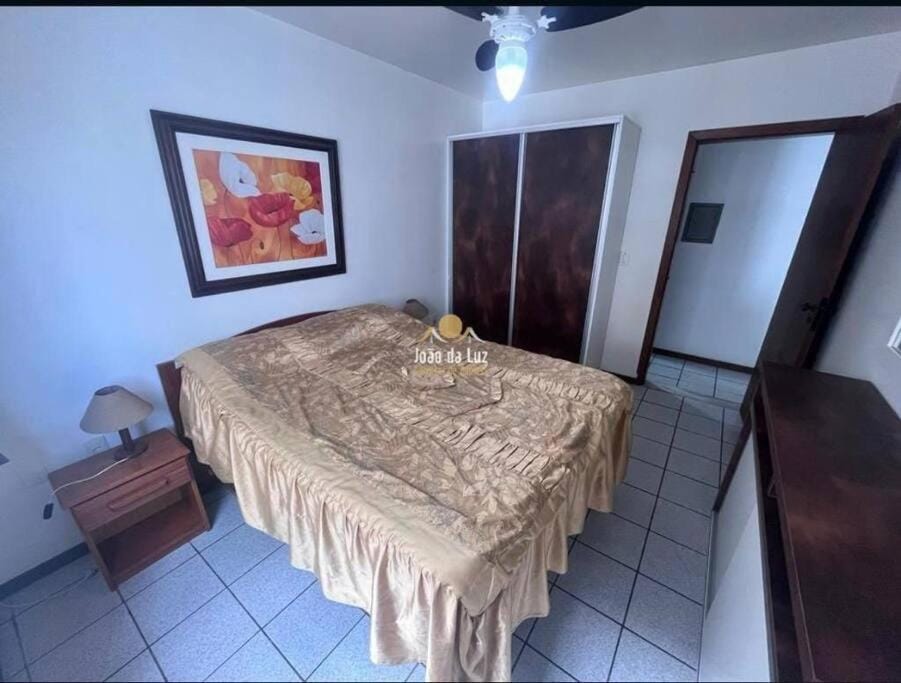 Departamento a 20 metros do mar. Apartment in Florianopolis