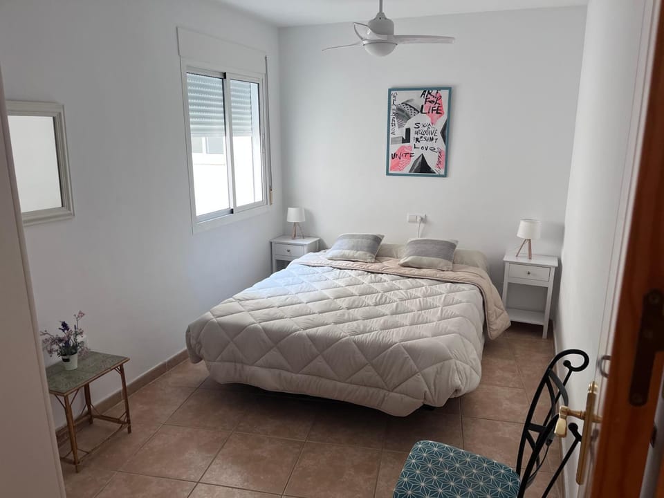 Bed, Photo of the whole room