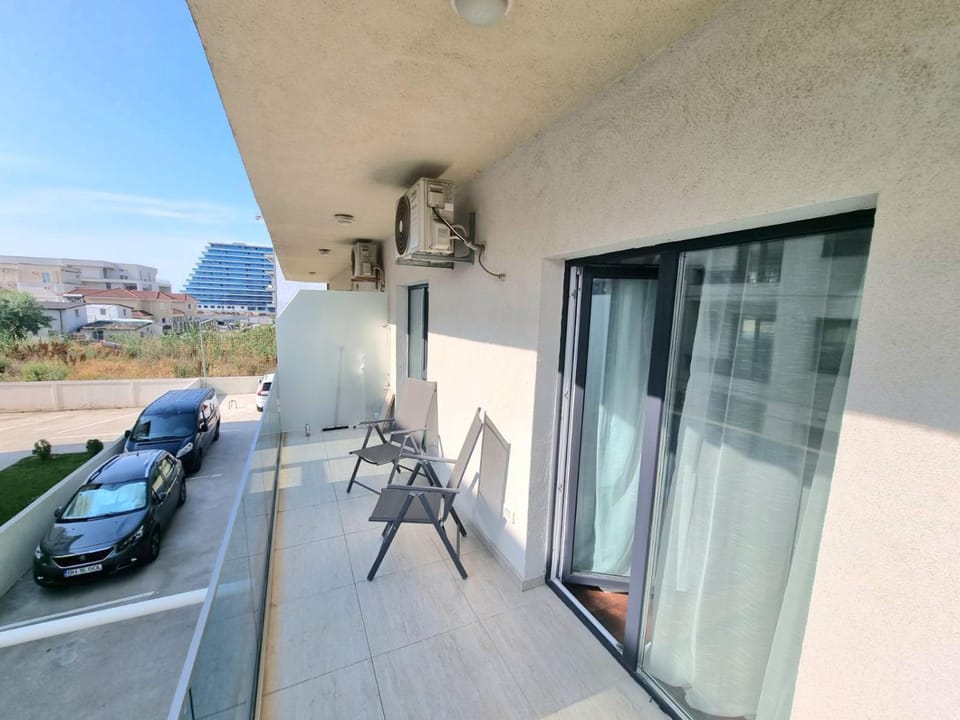Studio Anabella-Endless Summer Mamaia Nord Apartaments Apartment in Constanța County