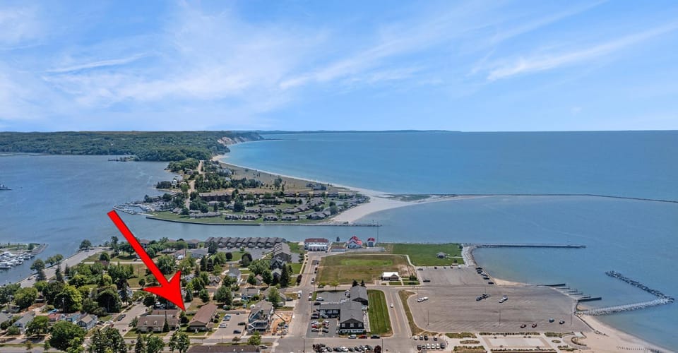 Property building, Bird's eye view