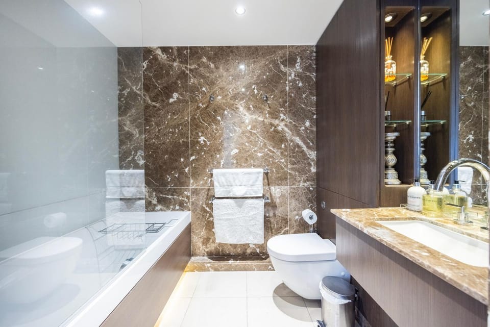 Toilet, Bathroom, Bath, towels