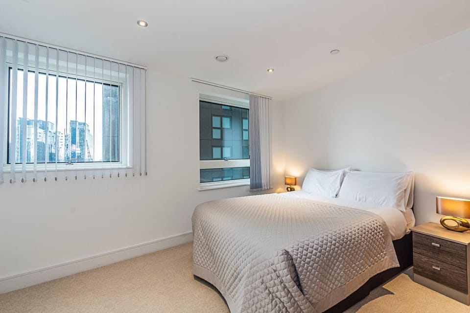 Chelsea Harbour Living Apartment in London