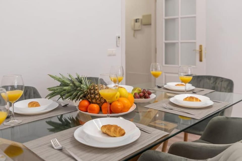Apartment near the city centre + free parking Apartment in Malaga