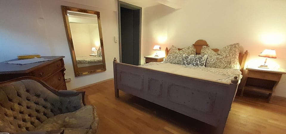 Living room, Bedroom