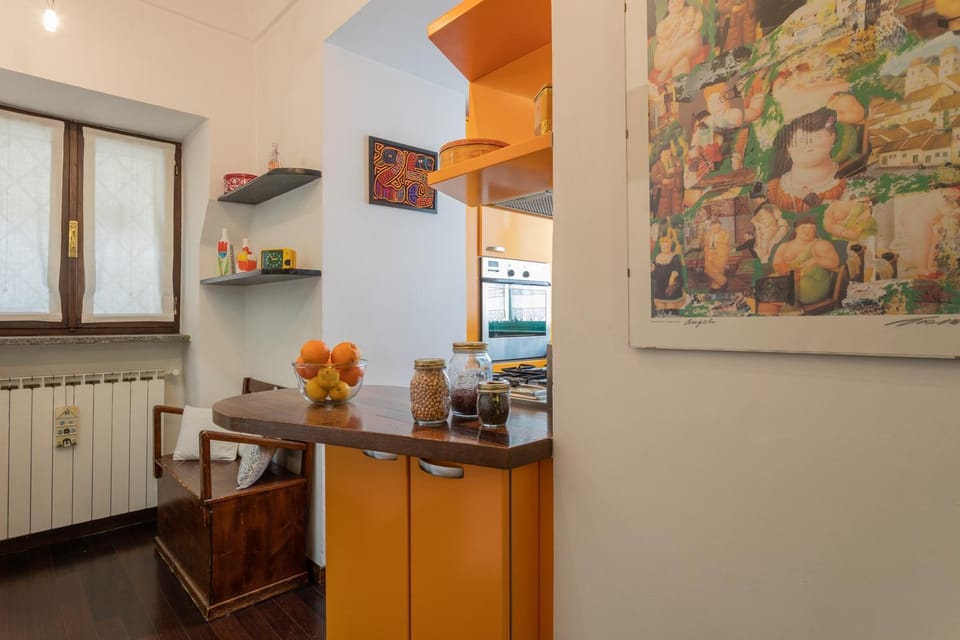 Kitchen or kitchenette, Dining area, pet friendly