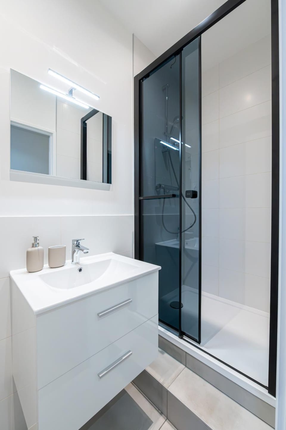 Joli T2- cocooning - wifi fibre - lave-linge Apartment in Grenoble