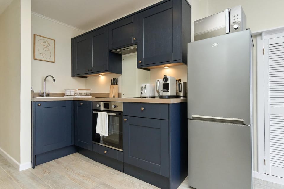 West Cowes Penthouse Apartment in England