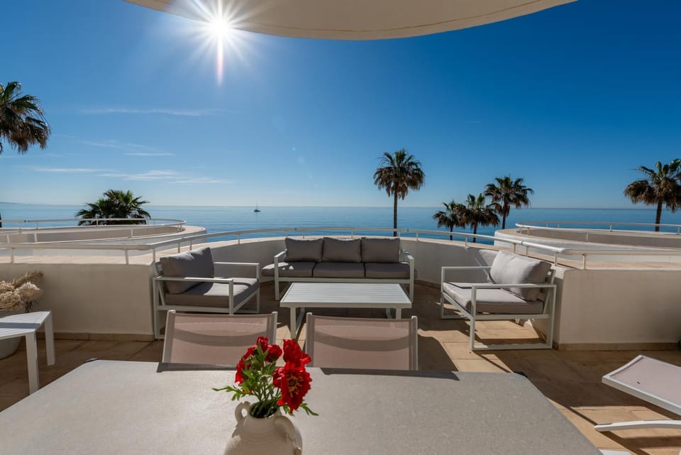 Balcony/Terrace, Seating area, Sea view