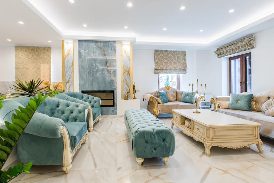 Living room, Seating area