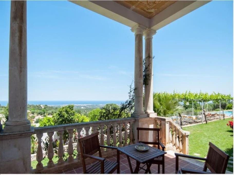 Uliveus - Villa Rossa Villa in Apulia