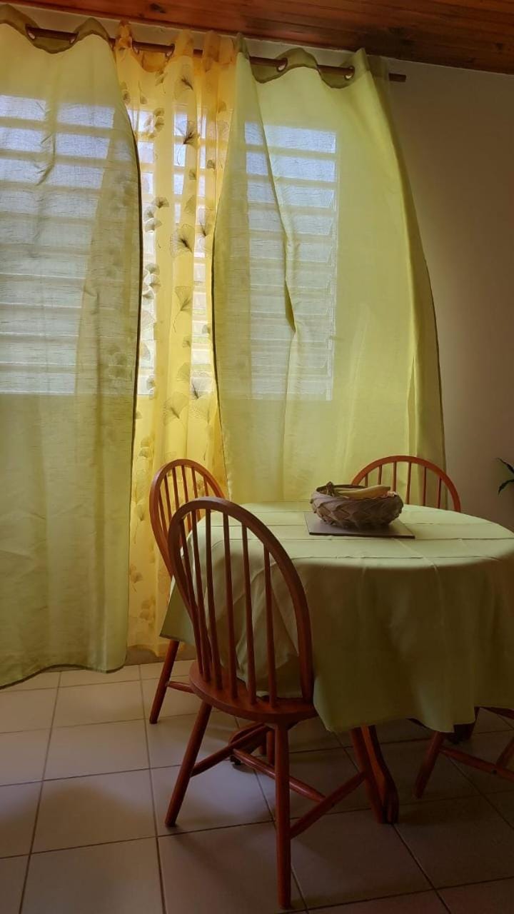 Studio La villa du Manguier Apartment in Martinique