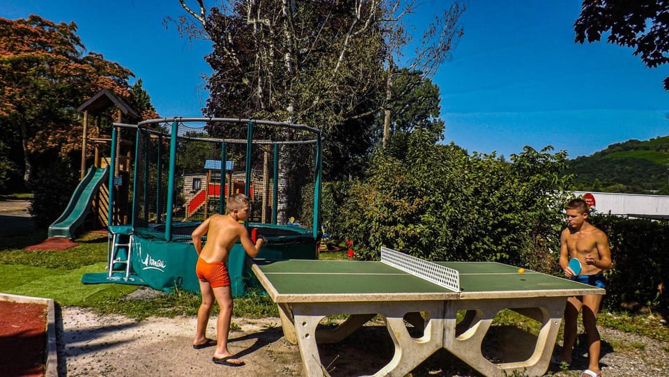 Table tennis