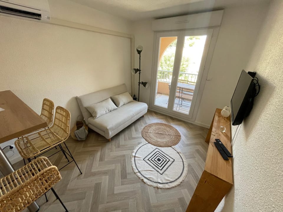 Seating area