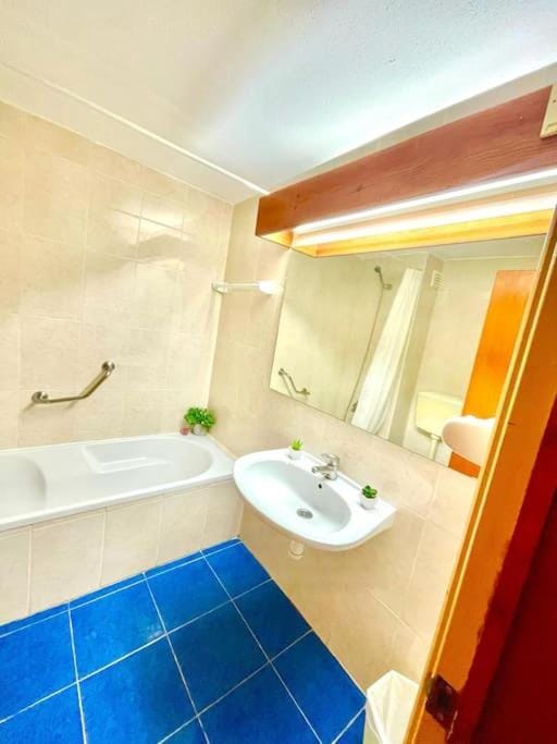 Resort Albufeira T1, Praia da Oura Apartment in Albufeira