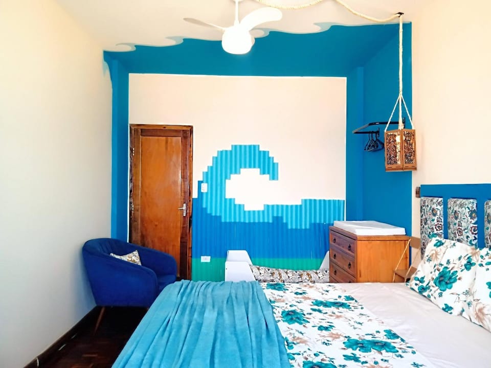 Bed, Photo of the whole room, Bedroom, children, cot, Family, flat iron