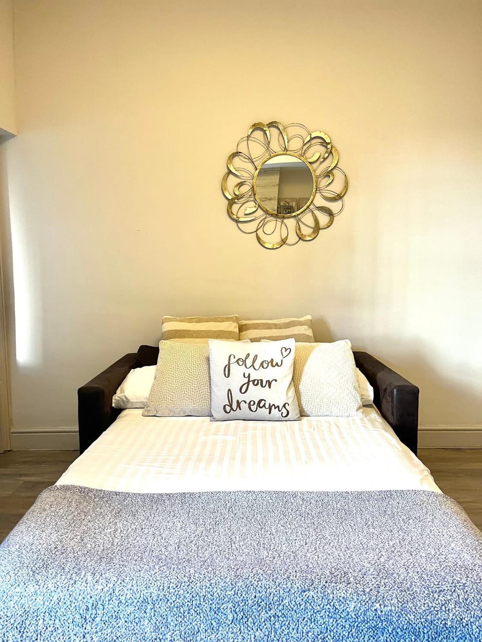 Apartment in the heart of Cheltenham/ Parking Apartment in Cheltenham